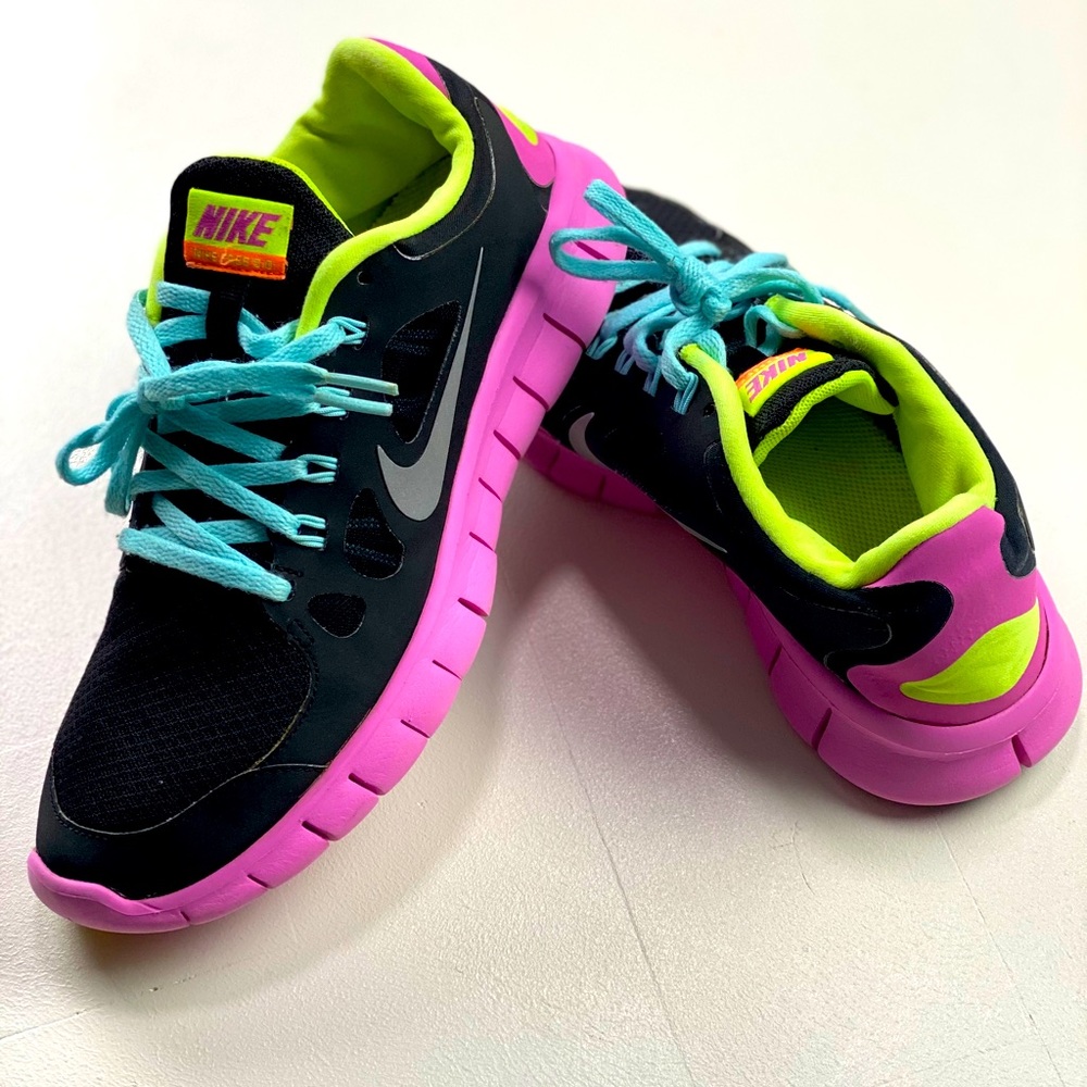 Free 5.0 GS Black Violet Ice Size 7Y